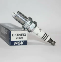 BOUGIES NGK BKR9EIX (4)